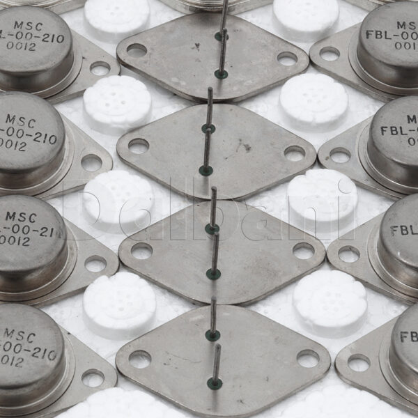 FBL-00-210, Original Pulled MSC, Transistor - Image 5